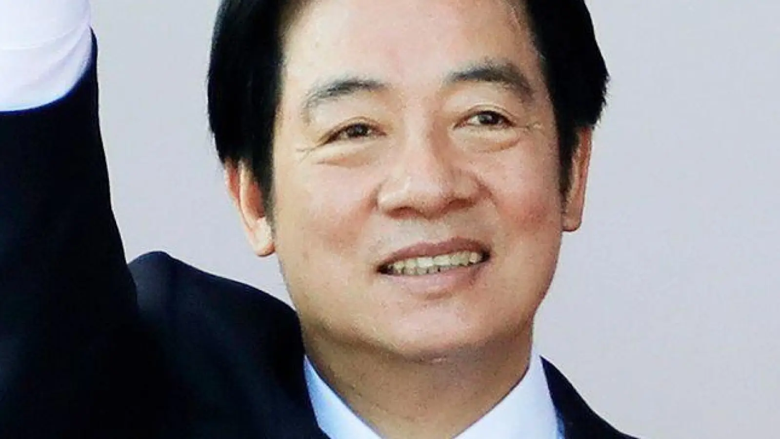 Taiwans Präsident kündigte in einem Gastbeitrag höhere Verteidigungsausgaben an. (Archivbild)  (Foto: Chiang Ying-ying/AP/dpa)