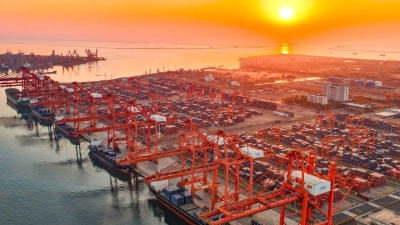 Chinas Industrie kommt nicht in Schwung. (Archivbild) (Foto: Liu Mancang/XinHua/dpa)