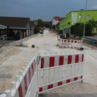 Die Arbeiten in der Welserstraße laufen schon länger. So langsam ist aber ein Ende in Sicht. (Foto: Robert Maurer)