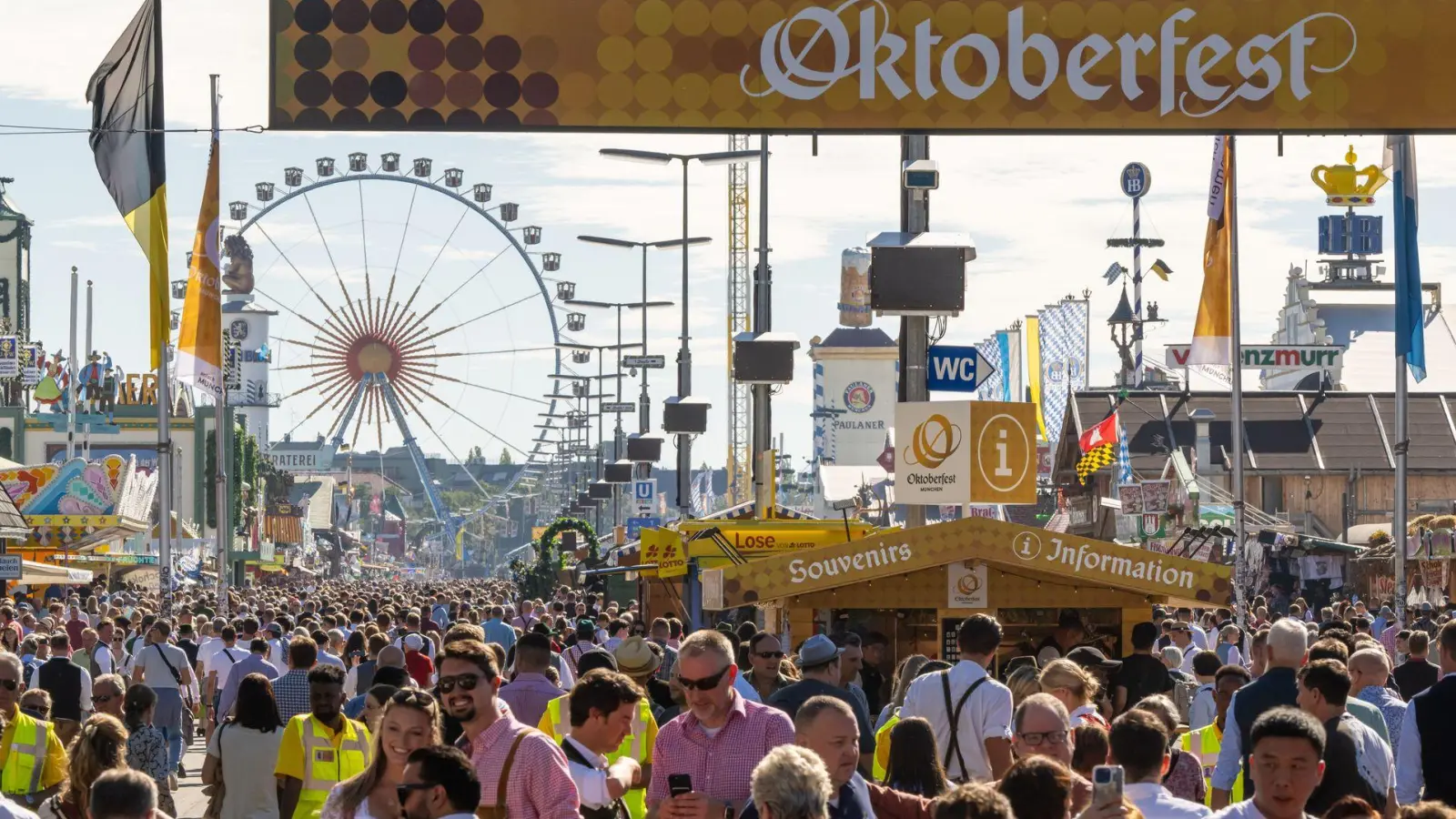 Die Wiesn 2023 lockte Millionen an. (Archivfoto) (Foto: Peter Kneffel/dpa)