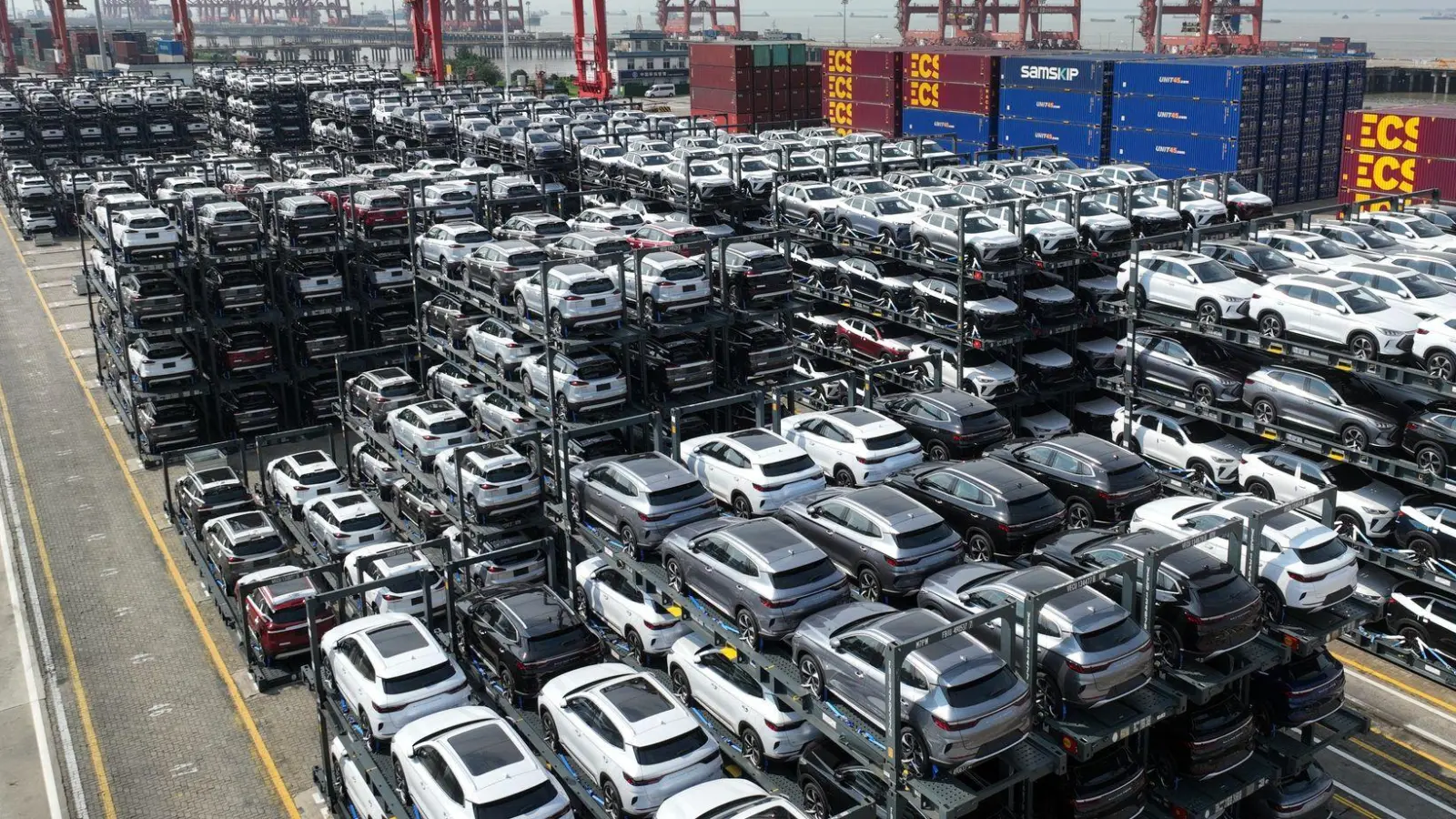 Chinas Autoexporte sind mittlerweile die tragende Säule der Branche. (Symbolbild) (Foto: XinHua/dpa)