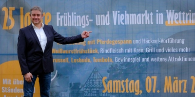 Bürgermeister Matthias Rößler lädt ein zum 25. Frühlings- und Viehmarkt in Wettringen. Das Jubiläum wird mit einem bunten Programm gefeiert. (Foto: Gemeinde Wettringen)