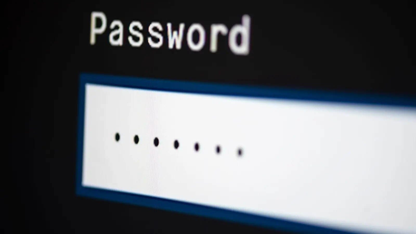 Bei dem angeblichen massiven Datenleck mit 16 Milliarden Zugangsdaten handelt sich nach Einschätzung von Experten nicht um einen aktuellen Sicherheitsvorfall. (Symbolbild) (Foto: Fabian Sommer/dpa)