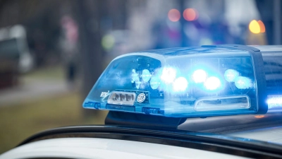 Der Mann soll bis Montag in Gewahrsam der Polizei bleiben. (Symbolbild) (Foto: Daniel Vogl/dpa)