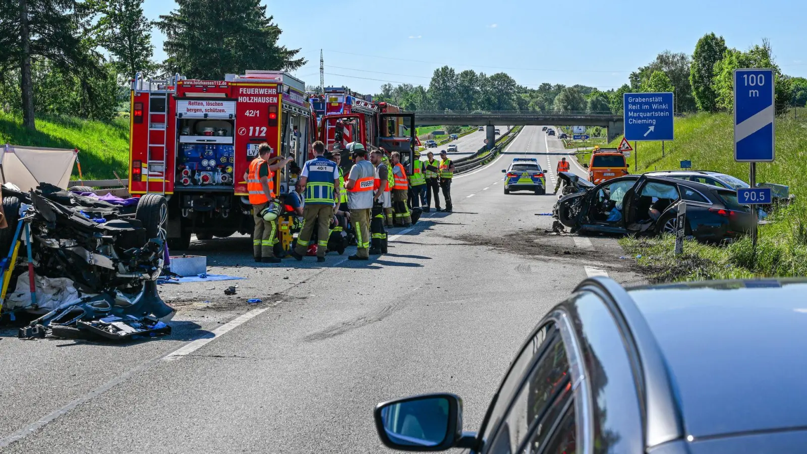 Zwei der Verletzten konnten nach dem Horror-Unfall das Krankenhaus wieder verlassen. (Foto: Markus Steinberger/ EinsatzReport24 /dpa)