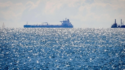 Die russische Schattenflotte ist laut Greenpeace eine Gefahr für die Ostsee. (Archivbild) (Foto: Jens Büttner/dpa)