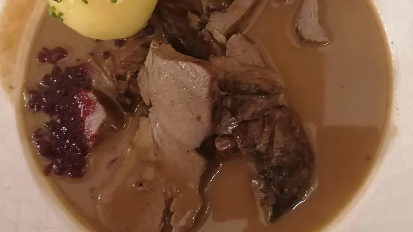 Der leckere Kirchweihbraten dürfte auch in diesem Jahr auf vielen Tellern landen.  (Foto: Fritz Zinnecker)