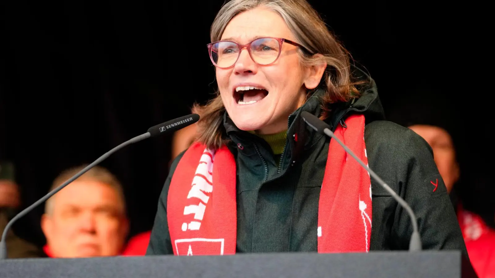 IG-Metall-Chefin Christiane Benner verlangt eine europäische Industriepolitik. (Archivbild) (Foto: Martin Meissner/AP POOL/dpa)