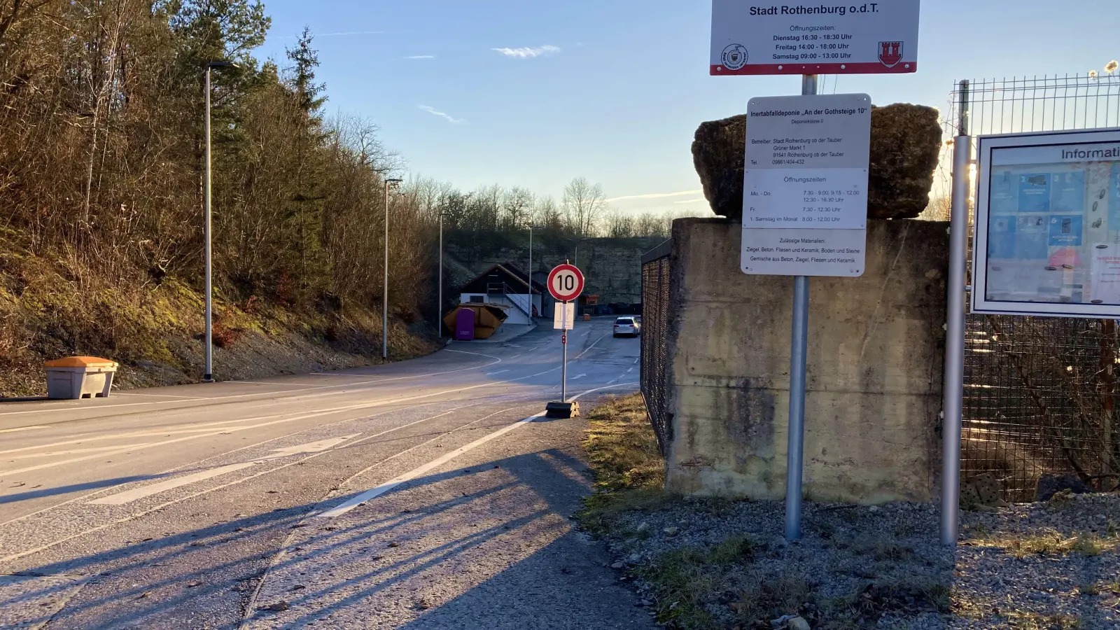 Wer Grüngut an der Gothsteige abgibt, kann bald bargeldlos vor Ort zahlen und muss nicht auf den Bescheid der Stadt warten. (Foto: Clarissa Kleinschrot)