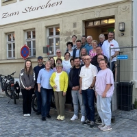 Die Gründungsmitglieder des Fördervereins „Zum Storchen“ freuen sich darauf, mit dem Dorfgemeinschaftshaus das kulturelle und gesellschaftliche Leben im Ort mitgegestalten zu können. (Foto: Regina Wiederer)