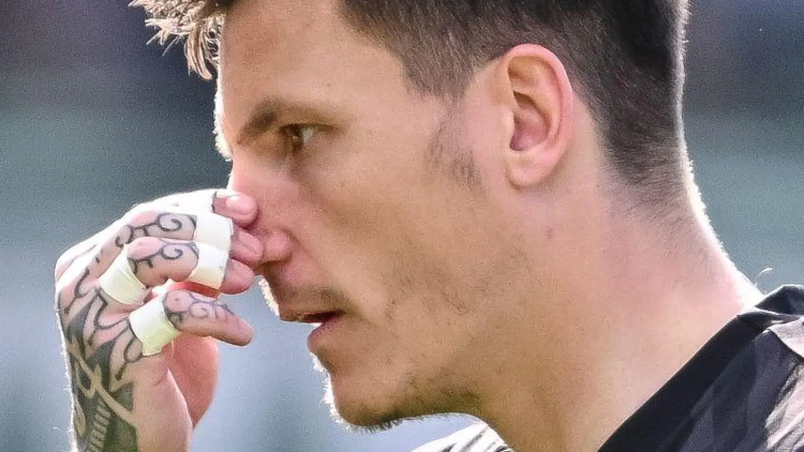 Er wolle den 1. FC Heidenheim aktuell nicht verlassen, erklärt Torwart Kevin Müller. (Foto: Harry Langer/dpa)