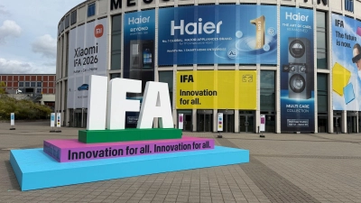 Auf der Technikmesse IFA in Berlin sind die neuesten Tech-Trends zu sehen. (Foto: Christoph Dernbach/dpa)