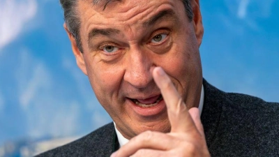 Markus Söder will einen Plan für herausfordernde Zeiten präsentieren. (Archivbild) (Foto: Peter Kneffel/dpa)