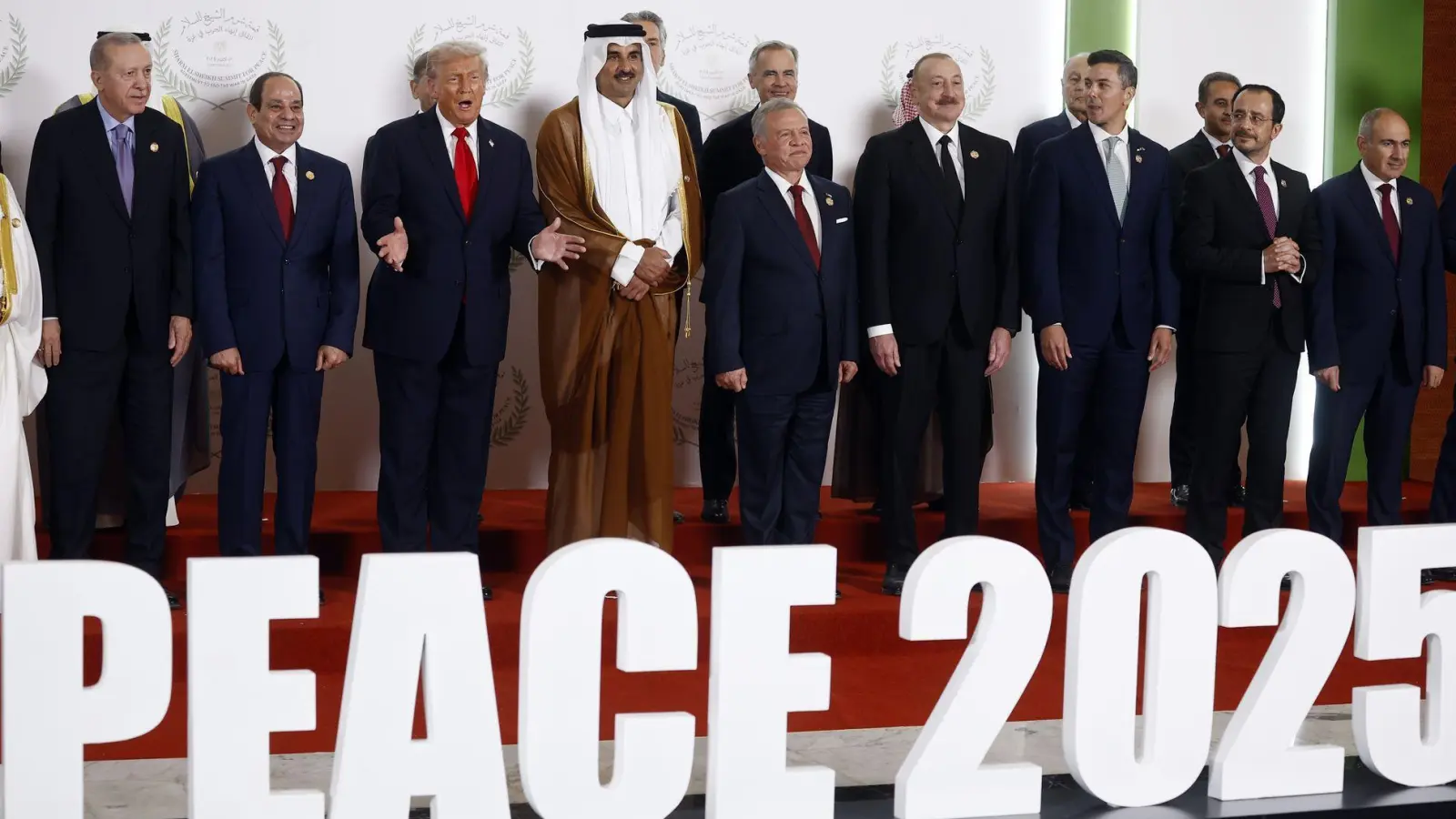 Der „Gipfel für den Frieden“ in Ägypten soll das Ende des Kriegs im Gazastreifen markieren. (Foto: Yoan Valat/Pool EPA/AP/dpa)