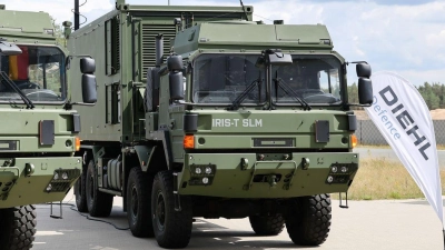 Großaufträge aus dem Rüstungssektor haben der Metall- und Elektroindustrie im letzten Quartal 2025 ein Auftragsplus bereitet. (Symbolbild) (Foto: Daniel Löb/dpa)