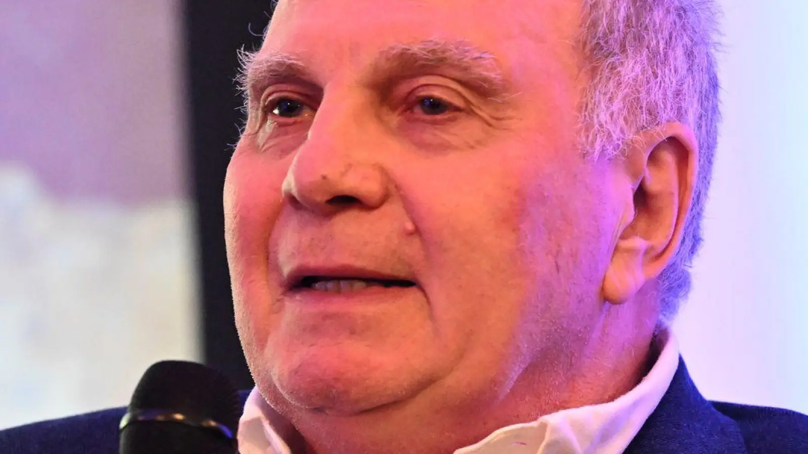 Uli Hoeneß hat eine klare Meinung zu Elon Musk und der AfD. (Foto: Felix Hörhager/dpa)