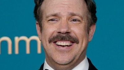 Hauptdarsteller Jason Sudeikis gewann für „Ted Lasso“ Emmys. (Archivbild) (Foto: Jae C. Hong/Invision/AP/dpa)