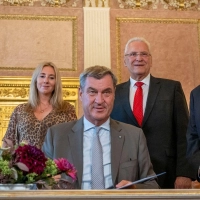 Bayern gibt den jüdischen Gemeinden mehr Geld. (Foto: Peter Kneffel/dpa)