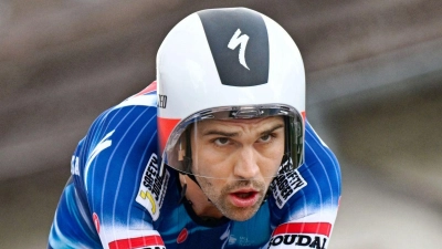 Der deutsche Radprofi Maximilian Schachmann verurteilt das Vorgehen der gewaltbereiten Demonstranten bei der Vuelta. (Archiv) (Foto: Uwe Anspach/dpa)