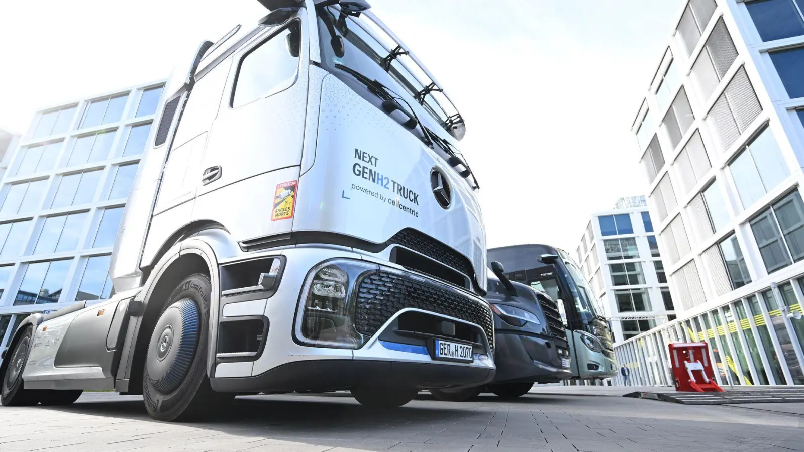 Gewinneinbruch bei Daimler Truck im ersten Quartal. (Foto: Bernd Weißbrod/dpa)
