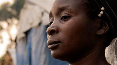 Die Erkrankung wird vor allem durch mangelnden Zugang zu sauberem Trinkwasser und sanitären Einrichtungen begünstigt. (Archivbild) (Foto: Moses Sawasawa/AP/dpa)
