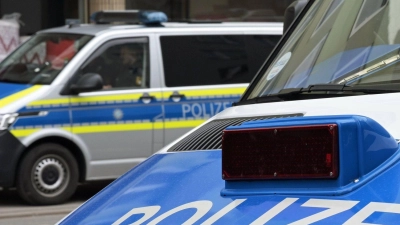 Polizei und Zoll waren in München bei einer großangelegten Prüfaktion im Einsatz. (Foto: Malin Wunderlich/dpa)