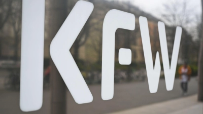 KfW-Erhebung: Allein bis 2029 könnten jährlich bis zu 114.000 Unternehmen geschlossen werden. (Archivbild) (Foto: Arne Dedert/dpa)