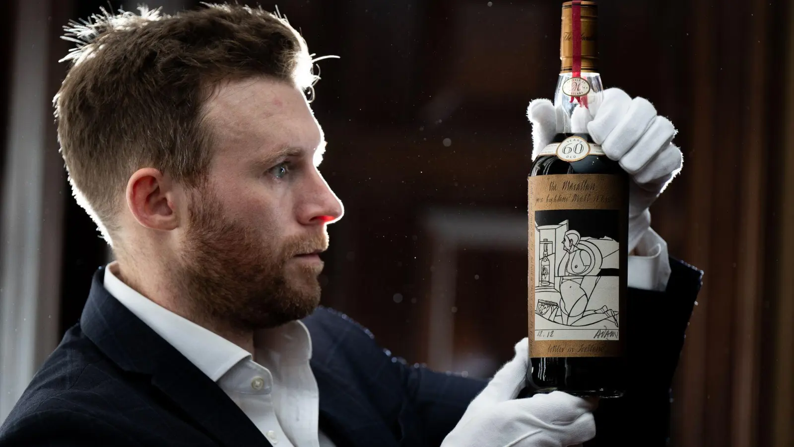 Ein kostbarer Tropfen: „The Macallan 1926 Adami“. (Foto: Aaron Chown/PA Wire/dpa)