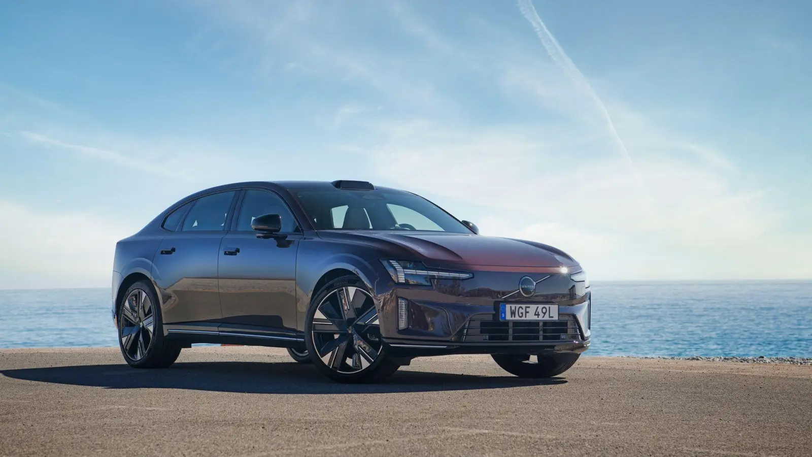 Die elektrische Oberklasse-Limousine ES90 von Volvo kommt zu Preisen ab 71.990 Euro auf den Markt. (Foto: Volvo/dpa-tmn)