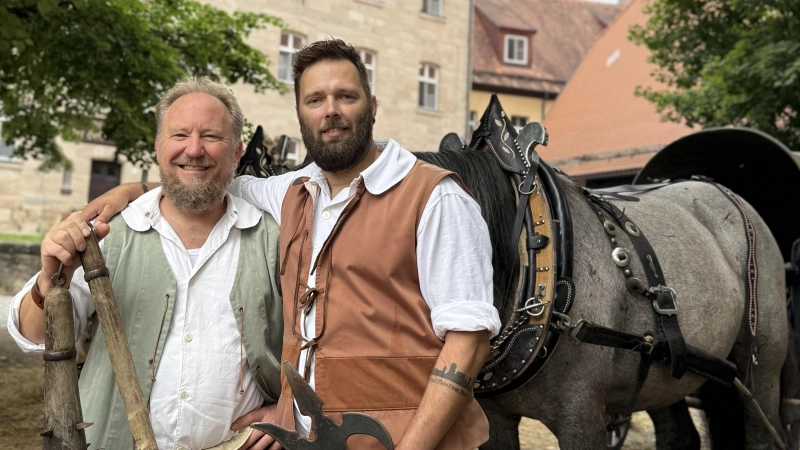 Für die beiden Gruppenchefs Thomas Wenk (links) und Florian Eisenbart ist die Kinderzeche die schönste Zeit im Jahr. (Foto: Ben Eisenbart)