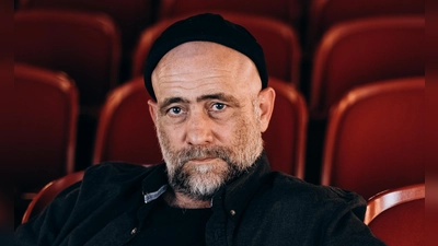 Der Schauspieler und Regisseur Robert Arnold soll das Theater Ansbach durch eine schwierige Phase führen. (Foto: Lea Mahler)