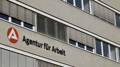 Viele junge Erwachsene haben keinen Berufsabschluss und damit schlechte Chancen auf dem Arbeitsmarkt. (Foto: Martin Schutt/dpa)
