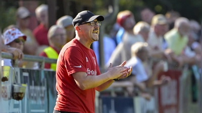 Trainer Fredi Skurka will mit den Sportfreunden Dinkelsbühl „guten Fußball spielen”. (Foto: Martin Rügner)
