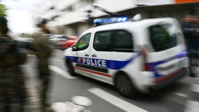 Im Großraum Paris gab es am Vormittag Schüsse. (Symbolbild) (Foto: Loic Venance/AFP/dpa)
