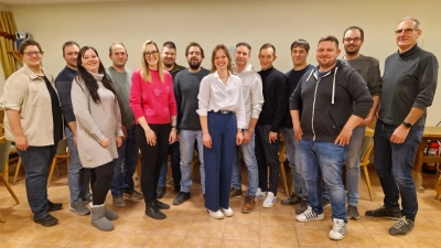 Diese Kandidatinnen und Kandidaten wollen für die Freien Wähler Oberer Ehegrund in den Sugenheimer Gemeinderat einziehen. (Foto: Stephanie Hassel)