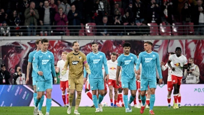 Baumann versuchte vergeblich, seine Mitspieler zu motivieren.  (Foto: Julius Frick/dpa)