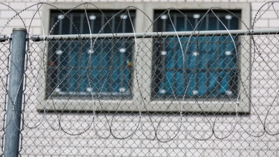 Der Großteil der Haftplätze in Bayern war in diesem Jahr belegt. (Symbolbild) (Foto: Daniel Karmann/dpa)
