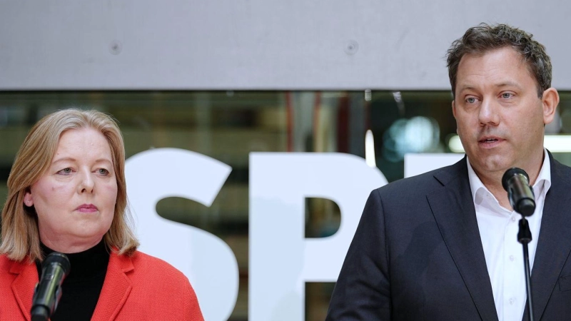 Wie lange bleiben Bärbel Bas und Lars Klingbeil - hier nach der verlorenen Landtagswahl in Rheinland-Pfalz - an der SPD-Spitze? (Archivfoto) (Foto: Kay Nietfeld/dpa)