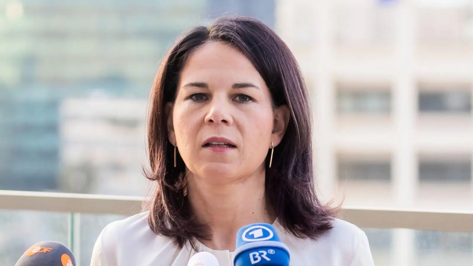 Außenministerin Annalena Baerbock warnt vor einseitiger Parteinahme mit Blick auf den Gaza-Krieg. (Foto: Christoph Soeder/dpa)