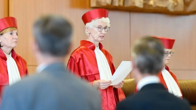 Der Zweite Senat hat am Mittwoch zu zwei Organklagen der AfD entschieden. (Foto: Uwe Anspach/dpa)