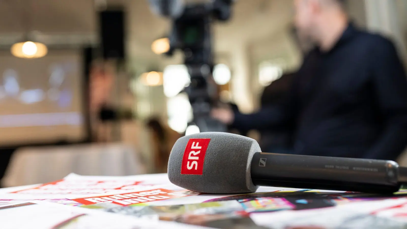 Das Medienhaus SRG, zum dem auch das SRF gehört, kann aufatmen.  (Foto: Alessandro Della Valle/KEYSTONE/dpa)