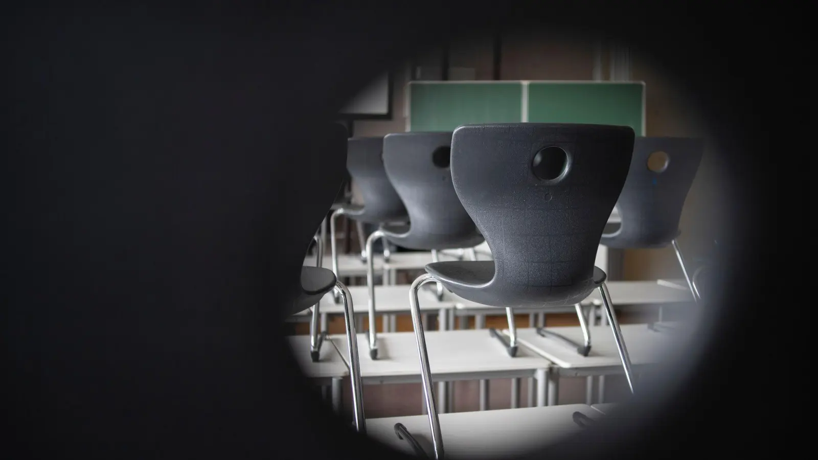 In vielen Schulen gehört Gewalt zum Alltag. (Symbolbild)  (Foto: Marijan Murat/dpa)