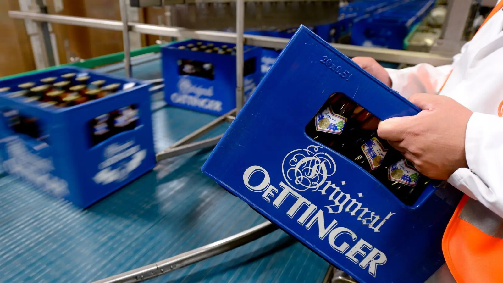 Die Brauerei stellt die Produktion in Braunschweig ein. (Archivbild) (Foto: Peter Steffen/dpa)