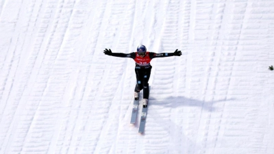 Andreas Wellinger aus Deutschland in Aktion. (Foto: Karl-Josef Hildenbrand/dpa)