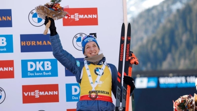 Zufrieden mit ihren Auftritten in Antholz: Franziska Preuß (Foto: Alessandro Trovati/AP/dpa)