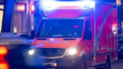 In einer Kartbahn-Halle in Jena haben Einsatzkräfte eine erhöhte Konzentration von Kohlenmonoxid festgestellt (Symbolbild). (Foto: Monika Skolimowska/dpa)