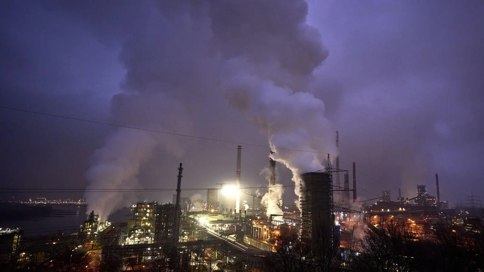 Die deutsche Industrie hat im vergangenen Jahr 177.000 Arbeitsplätze eingebüßt. (Archivbild) (Foto: Bernd Thissen/dpa)
