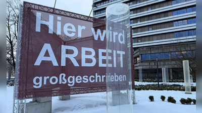 Im Dezember steigt die Arbeitslosigkeit: Betriebe stellen vor dem Jahresende weniger ein und in der kalten Jahreszeit gibt es weniger Außenjobs. (Foto: Irena Güttel/dpa)
