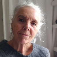 Gertrud Wiedenmann erforschte die Verbindungen ihrer Familie zum NS-Regime. Ihre Ergebnisse verarbeitete sie in „Den Krieg geerbt”. (Foto: H.W. Sievert)