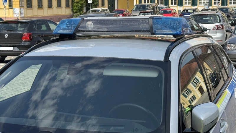 Die Polizei war bei einer Schlägerei in Dautenwinden gefordert. (Symbolbild: Oliver Herbst)